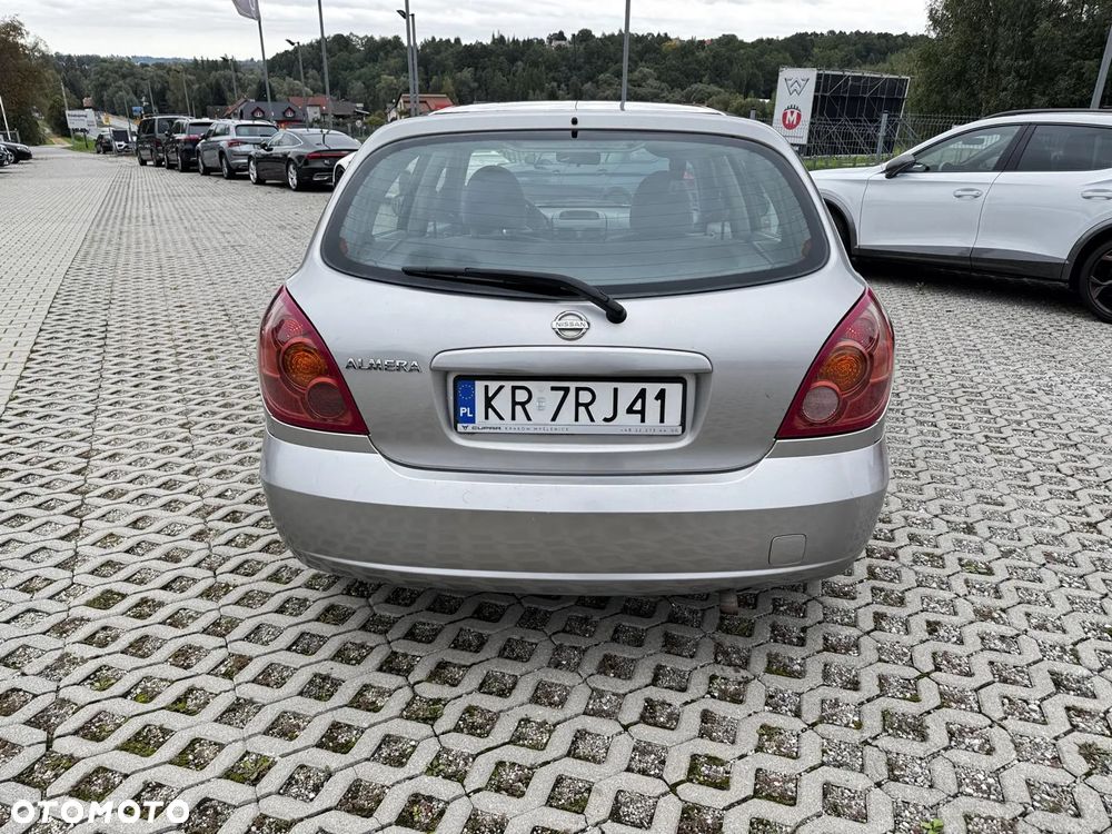 Nissan Almera - 6