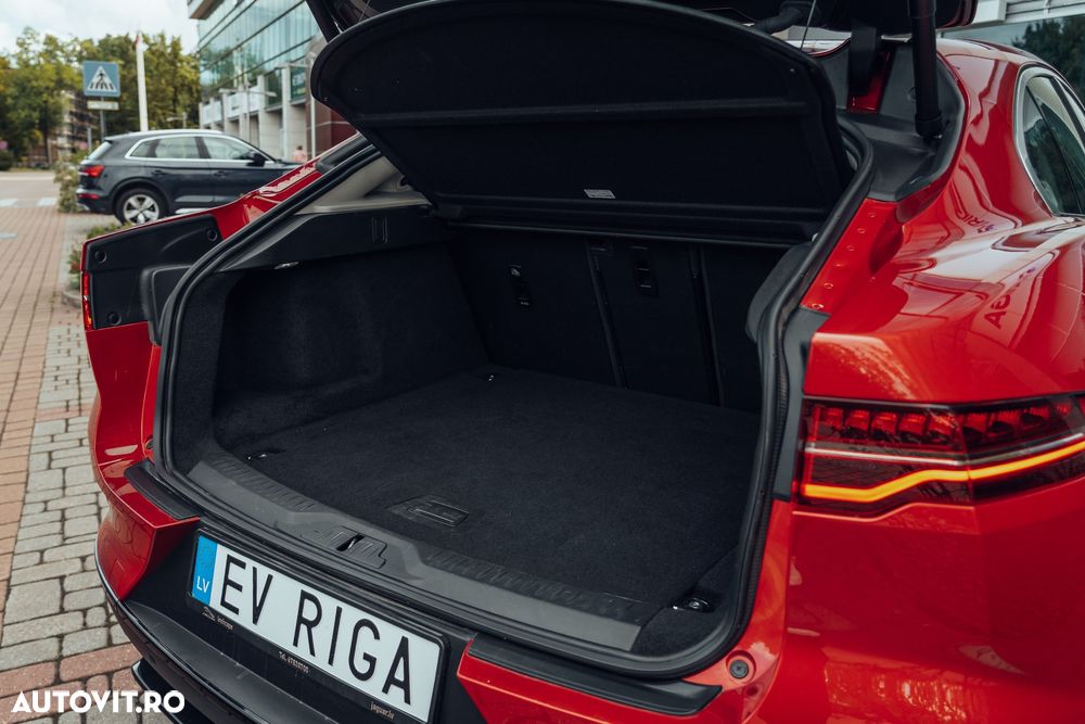 Jaguar I-Pace - 10