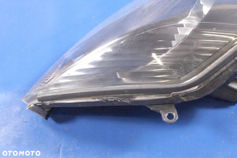 REFLEKTOR LAMPA PRZÓD PRAWY TOYOTA MR2 99-06r UK - 12