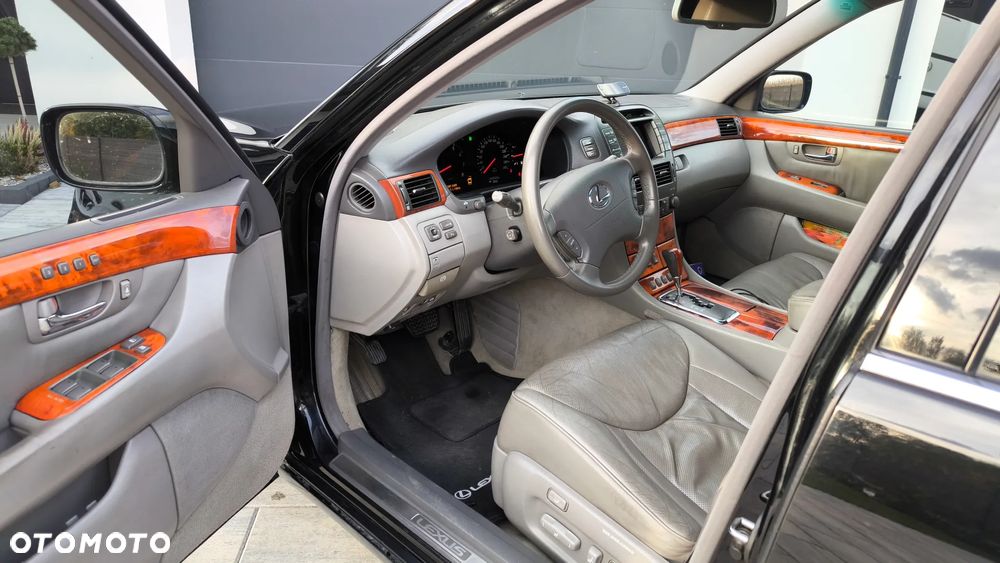 Lexus LS Prestige - 5