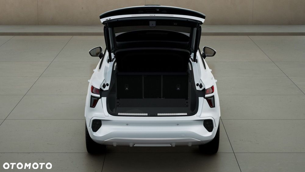 Audi Q3 Sportback - 8