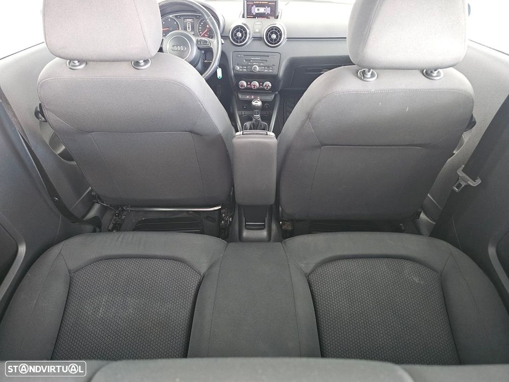 Audi A1 1.6 TDI Attraction - 28