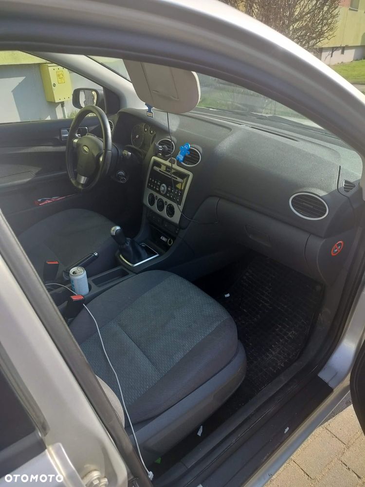 Ford Focus 1.8 FF Trend - 5