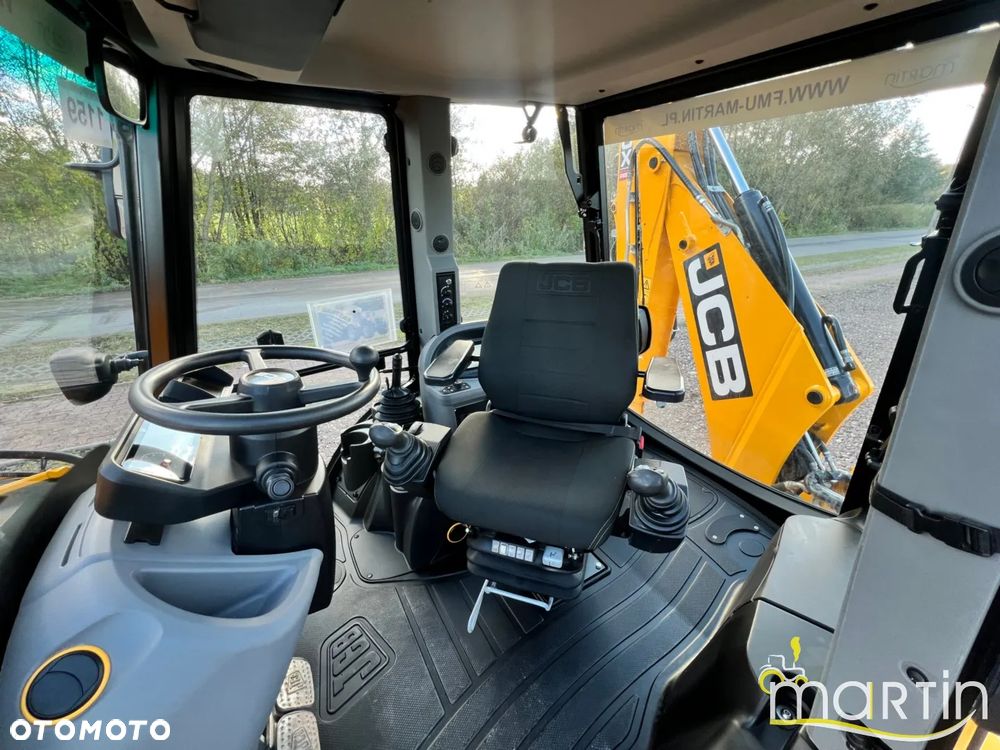 JCB 4 CX Site Master Pro - 11