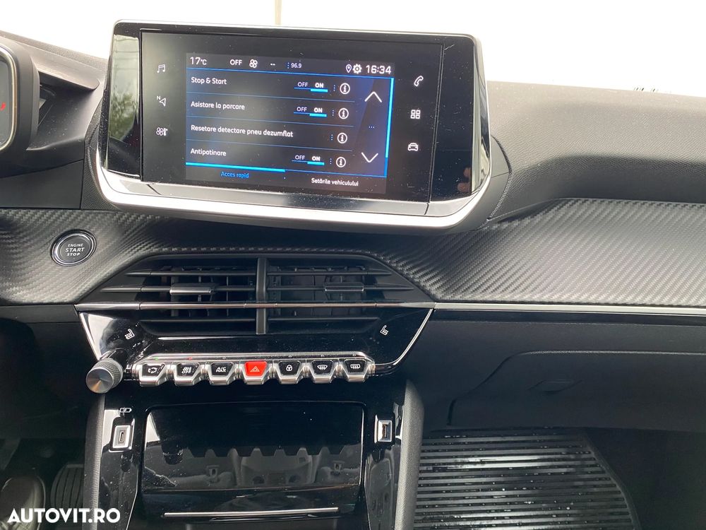 Peugeot 208 1.2 L PureTech STT Allure Pack - 11