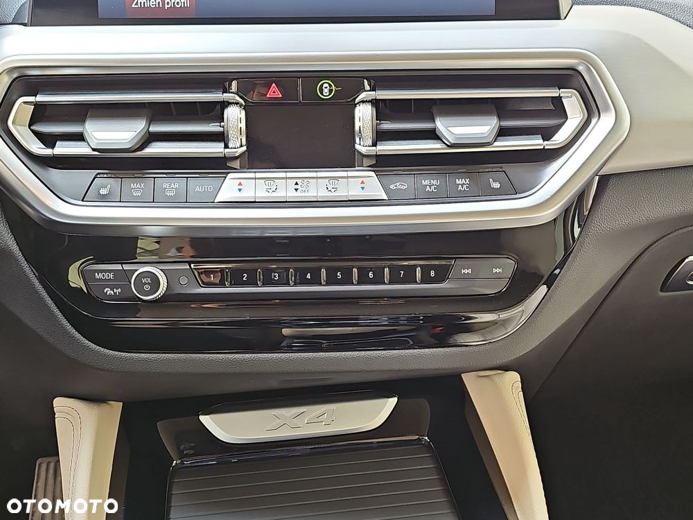 BMW X4 - 31