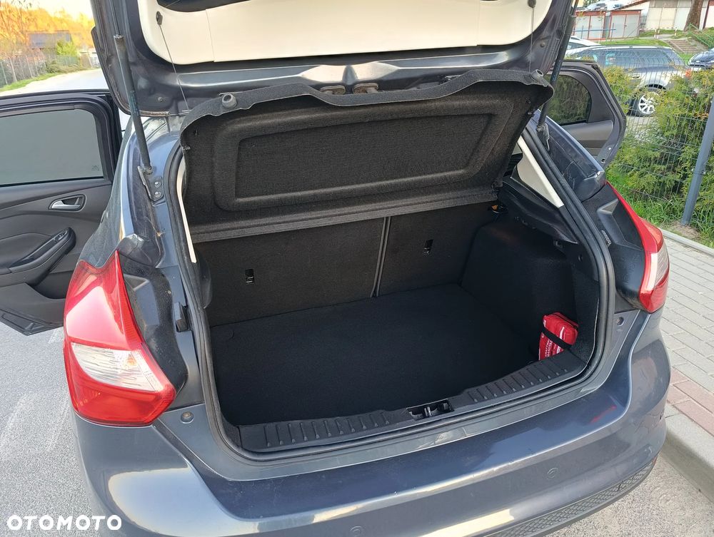 Ford Focus 1.6 TDCi DPF Champions Edition - 35