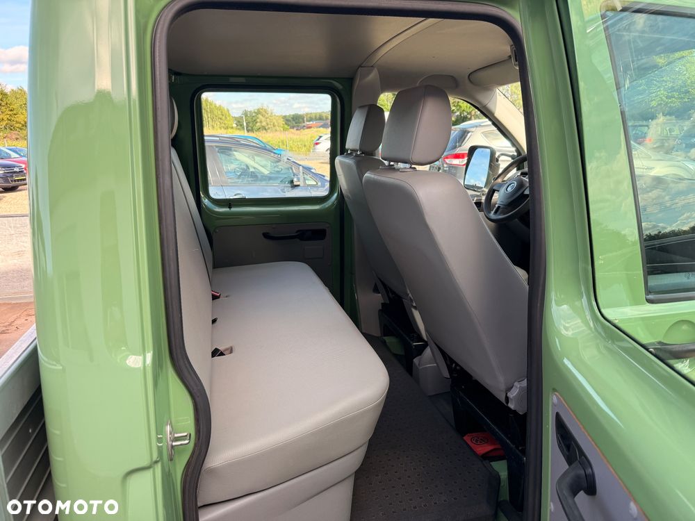 Volkswagen Transporter doka - 19