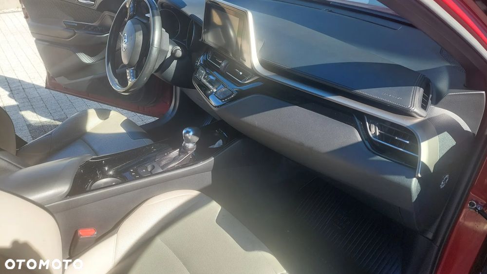 Toyota C-HR - 10
