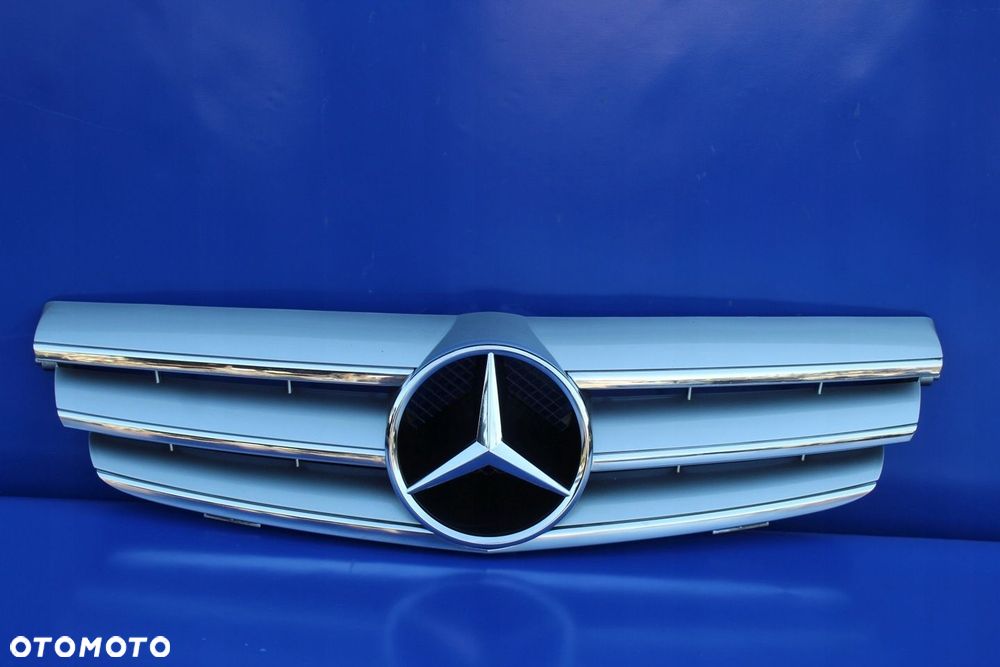 Grill atrapa Oryginał stan BDB OE Mercedes CLK W209 Lift A2098800123 - 5
