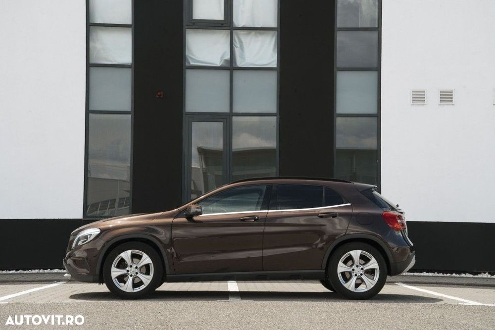 Mercedes-Benz GLA - 5