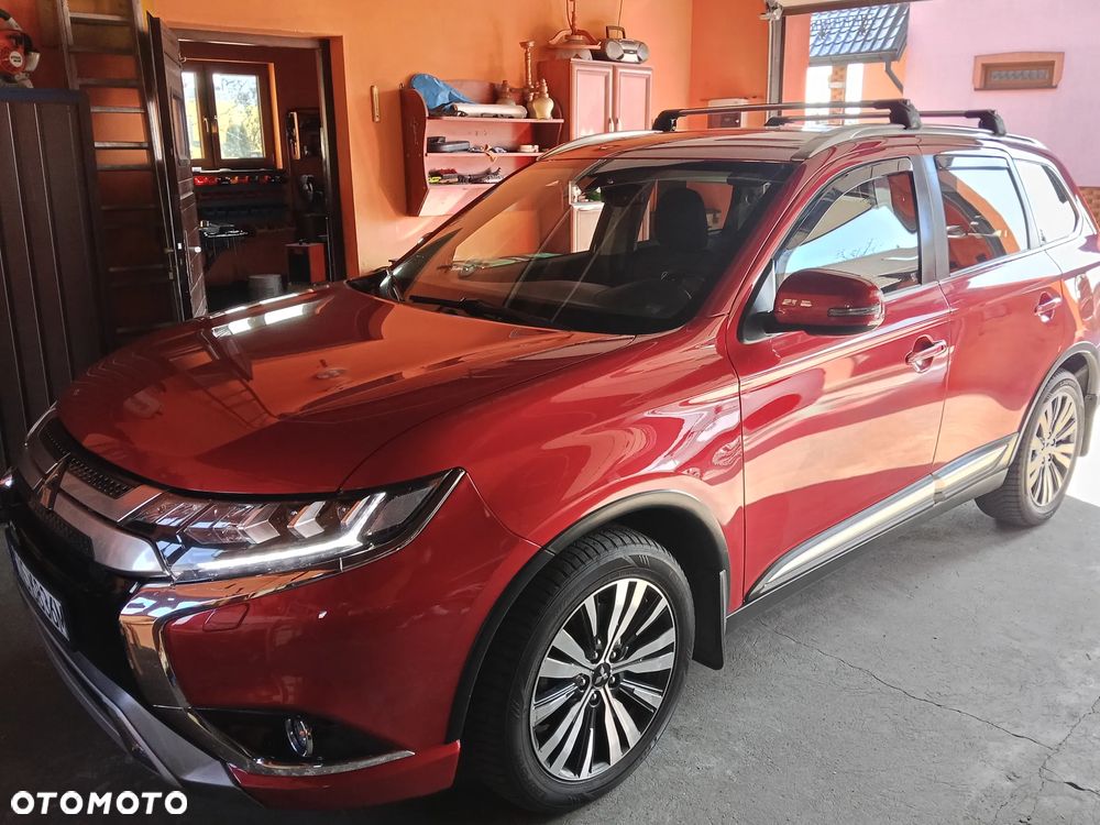 Mitsubishi Outlander 2.0 Intense 4WD CVT - 19