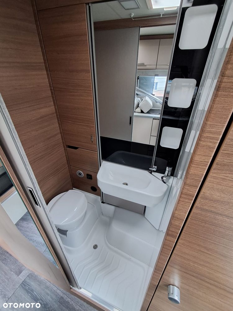 KNAUS TOURER VAN 500 LT 4 Osobowy  2 Łóżka osobne 150x200  HAK FV23% Nowy Kamper - 33