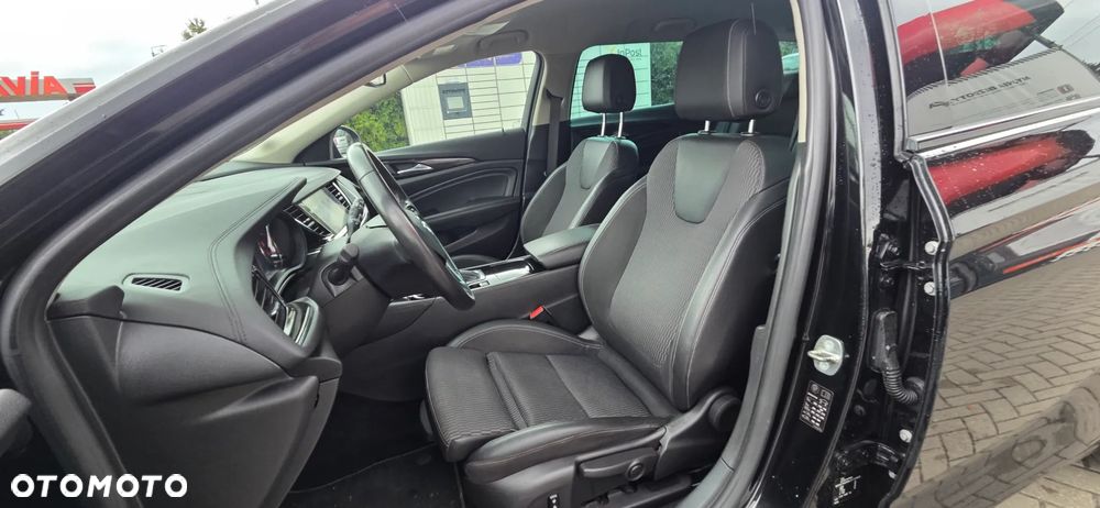 Opel Insignia 2.0 BiTurbo D 4x4 Automatik Ultimate Exclusive - 30
