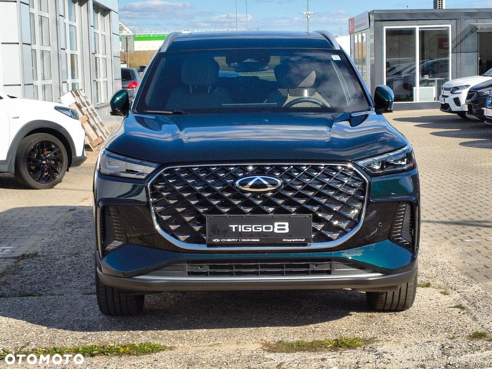 Chery Tiggo 8 - 8