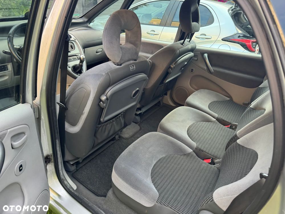 Citroën Xsara Picasso 1.6i 16V SX - 14