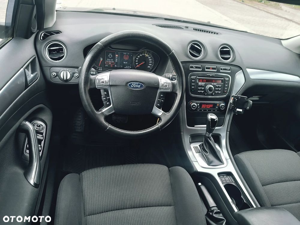 Ford Mondeo 2.0 EcoBoost Titanium - 12