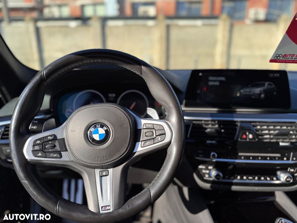 BMW Seria 5 530d xDrive Aut. Sport Line - 10