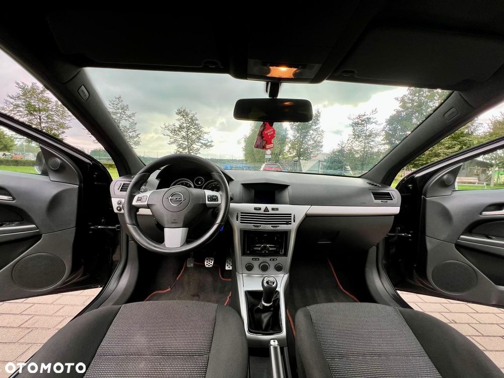 Opel Astra - 16