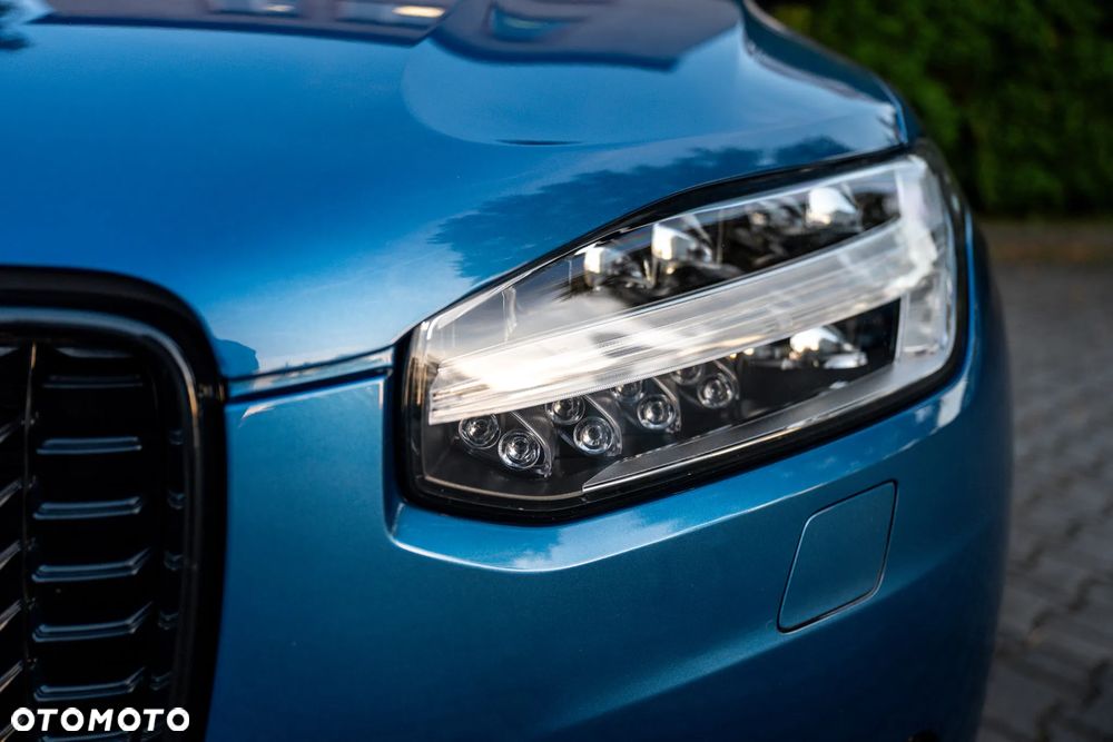 Volvo XC 90 T6 GPF AWD R-Design - 3