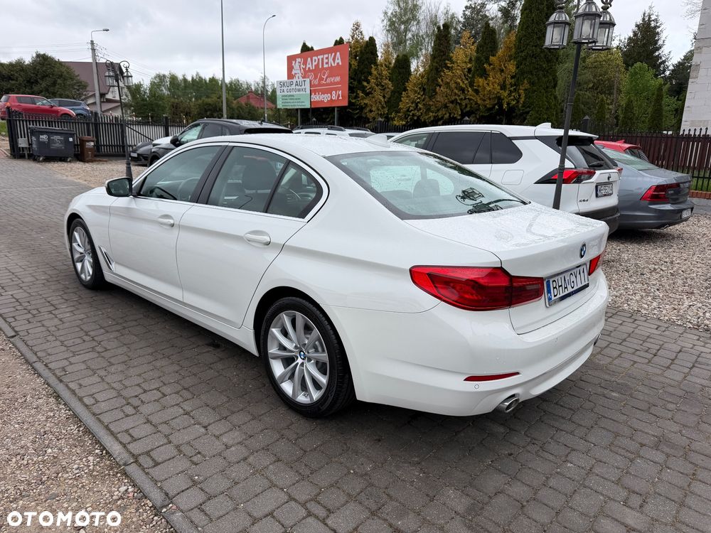 BMW Seria 5 520d Luxury Line - 34