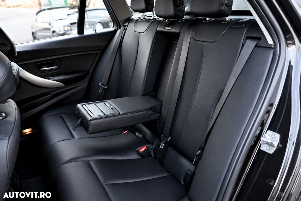 BMW Seria 3 318d Aut. - 7
