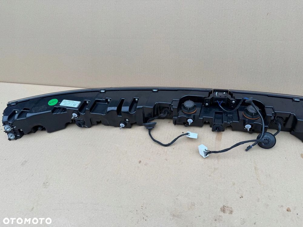 Lampa tylna Tył W KLAPE Polestar 4 80036131 ORYGINAŁ BEZ USZKODZEŃ - 6
