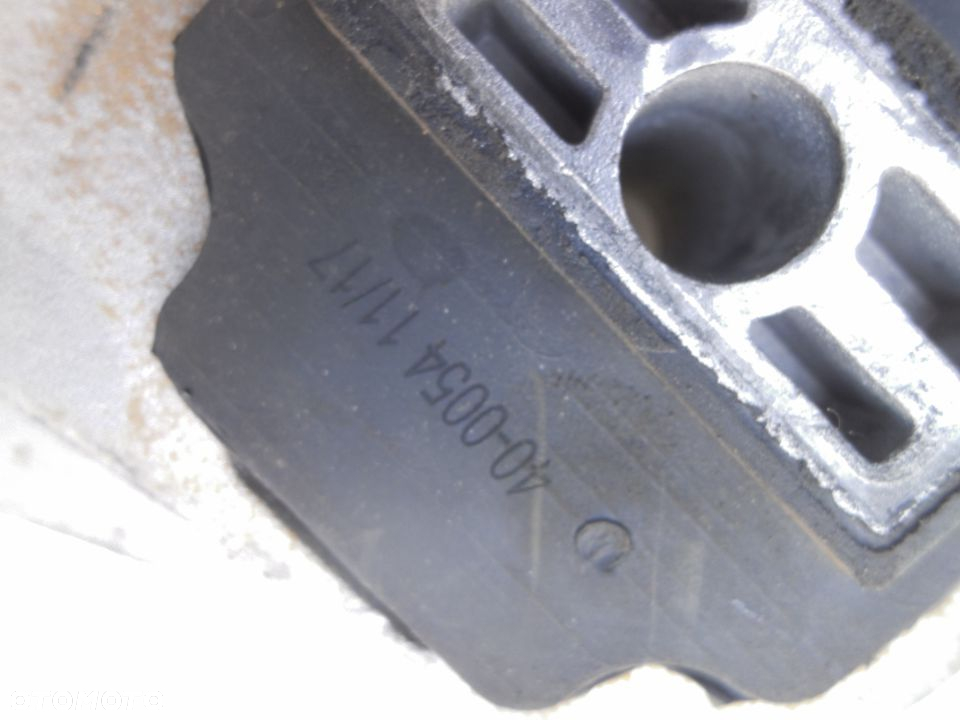 ŁAPA PODUSZKA SILNIKA VOLVO S60 V70 XC70 S80 2.4 - 4