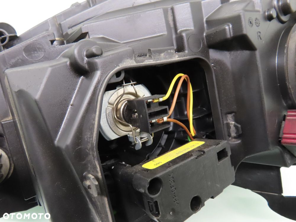 LAMPA PRAWA PRZEDNIA OPEL CORSA C LIFT 13100536 - 5