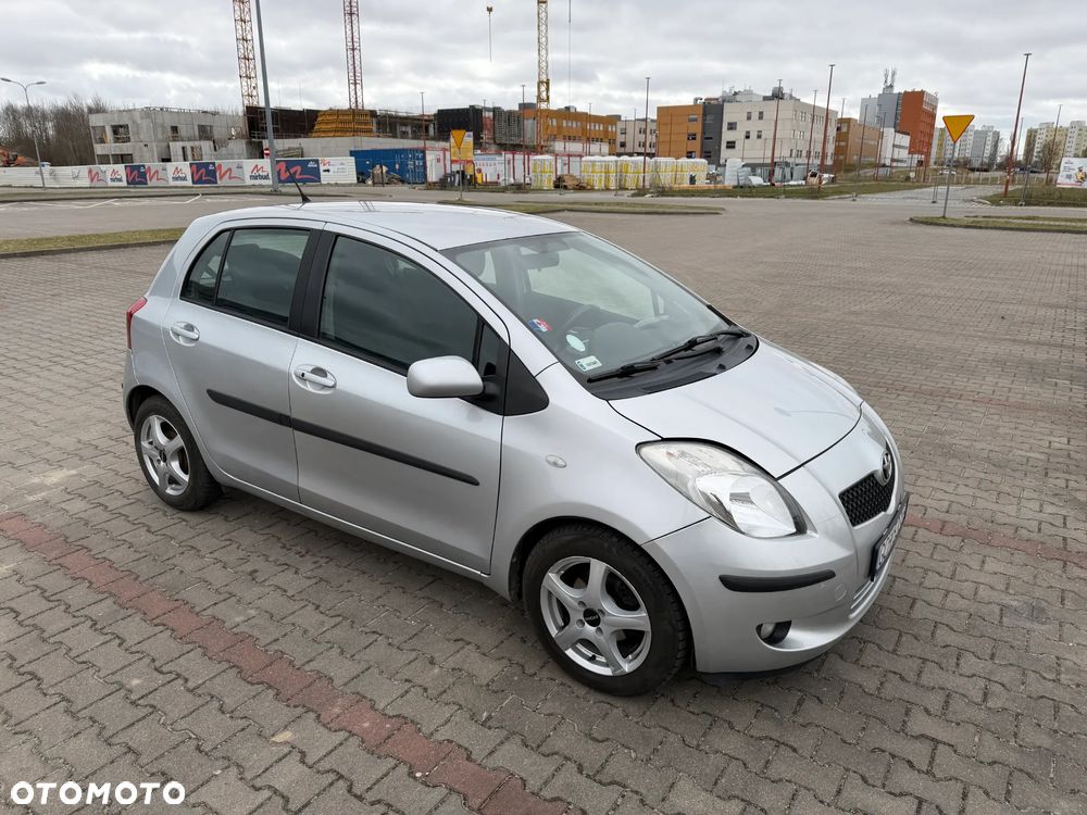 Toyota Yaris 1.3 VVT-i Luna - 8