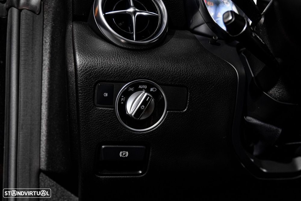 Mercedes-Benz SLC 250 d - 22