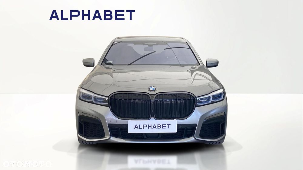 BMW Seria 7 740d xDrive mHEV sport - 8