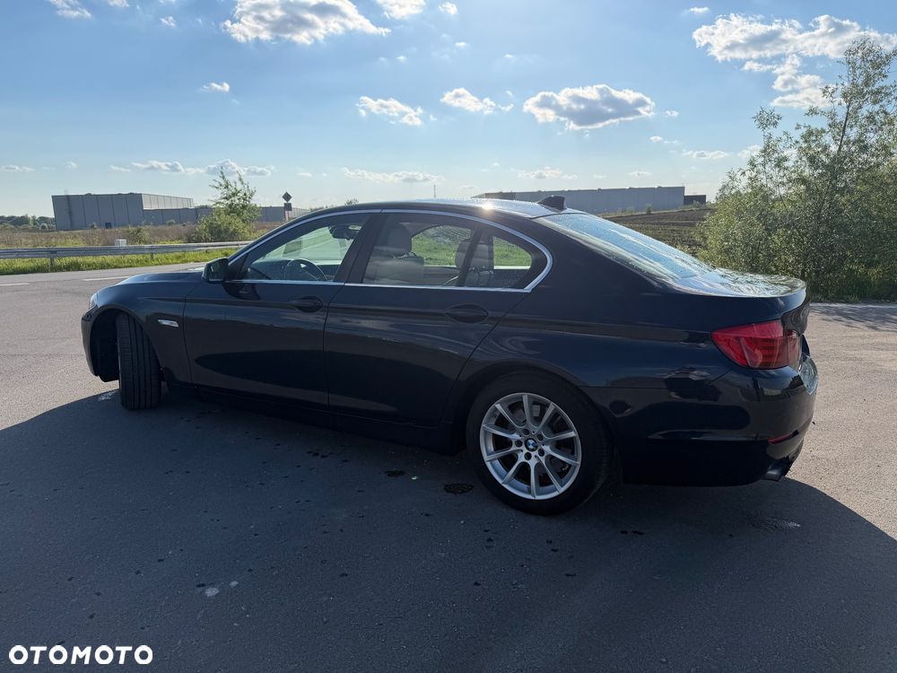 BMW Seria 5 520d - 8