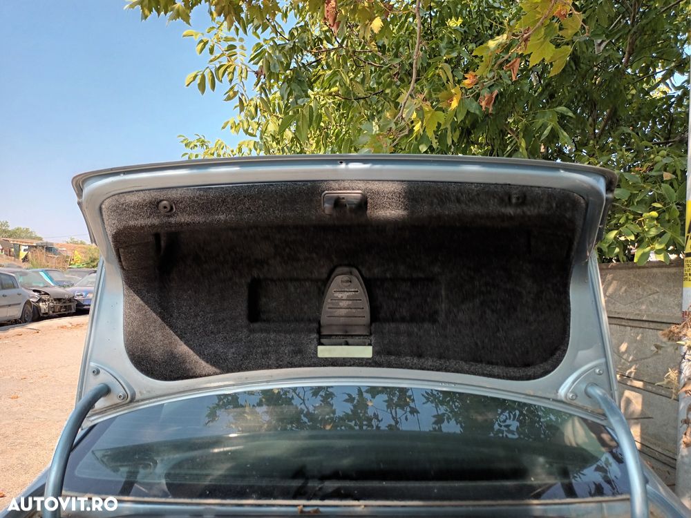 Dezmembrari  VW PASSAT B6  2005  > 2010 2.0 TDI Motorina - 15