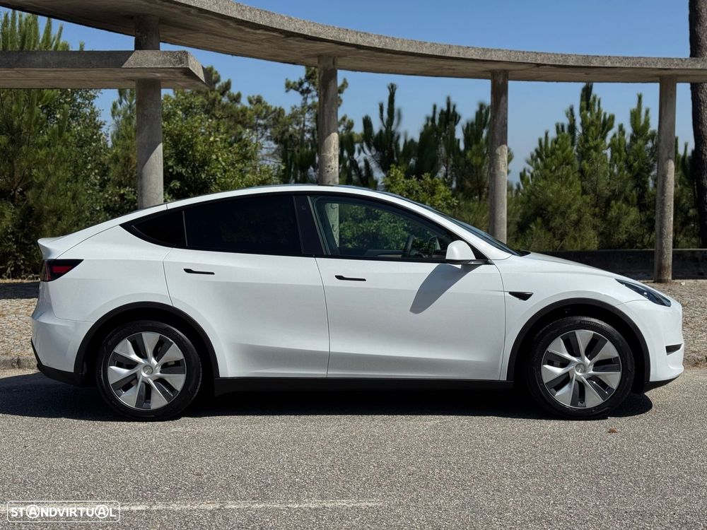 Tesla Model Y Long Range Tração Traseira - 3