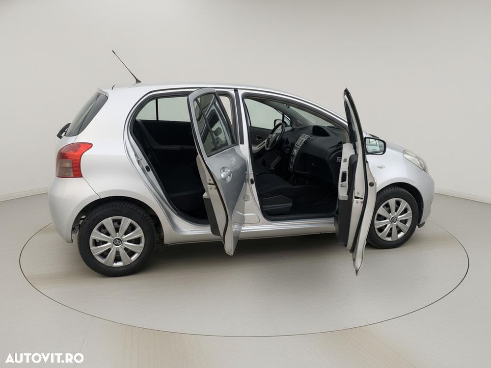 Toyota Yaris 1.4 D-4D Aut Sol - 2