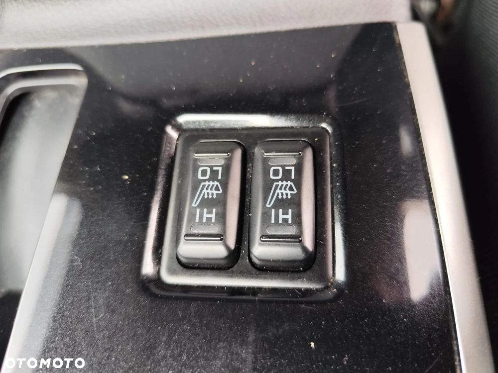 Mitsubishi Outlander 2.0 2WD CVT Edition - 15