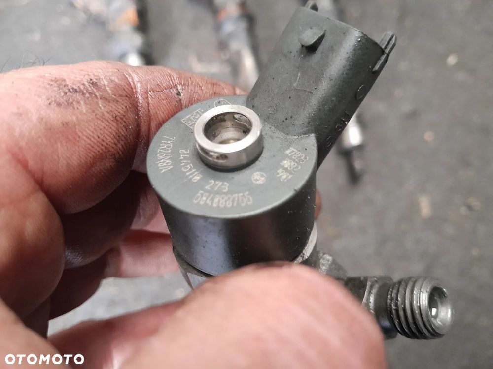 Wtrysk paliwa / WTRYSKI Iveco Daily 2.3 HPI EURO 4 0445110273 KOMPLET - 2