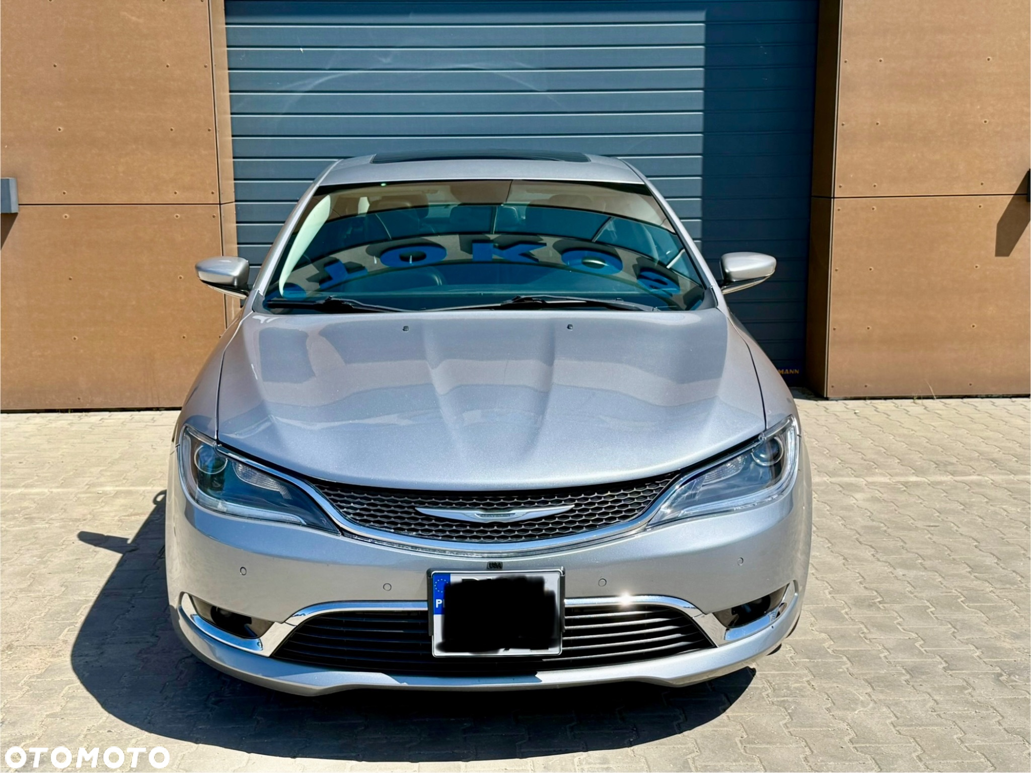 Chrysler 200 - 2