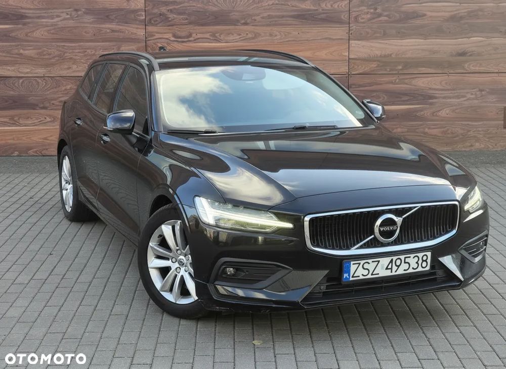 Volvo V60 D4 AWD Geartronic Momentum - 1