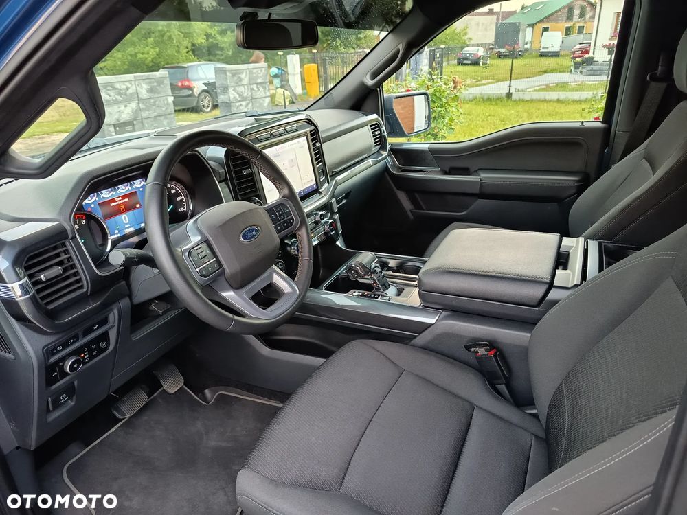 Ford F150 - 4