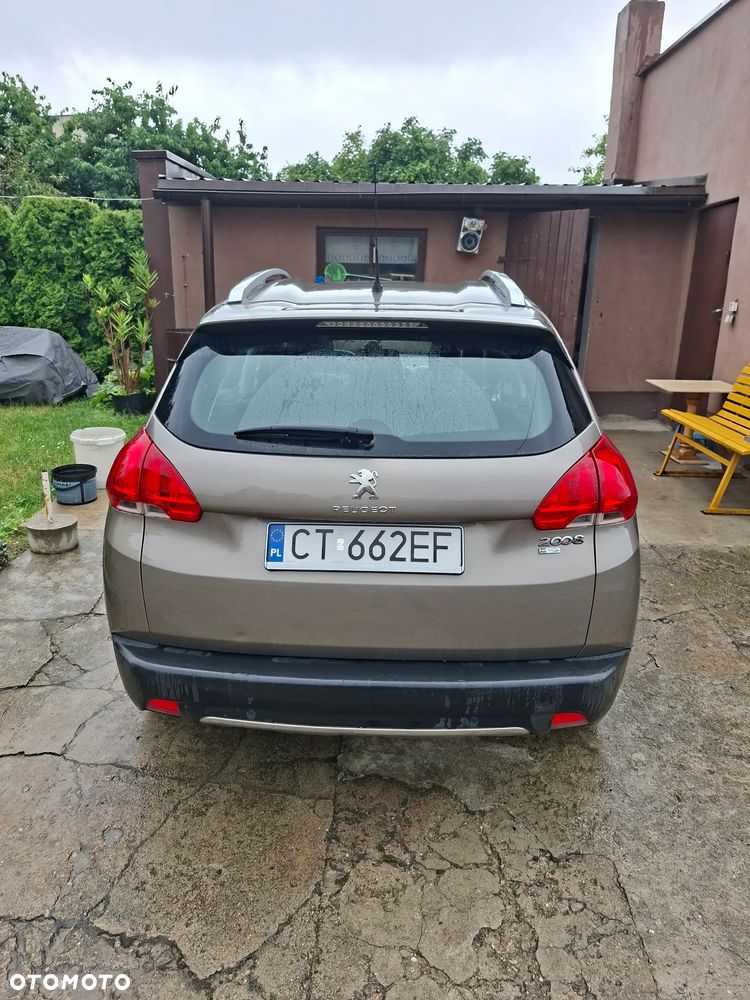 Peugeot 2008 1.6 e-HDi Allure S&S - 4