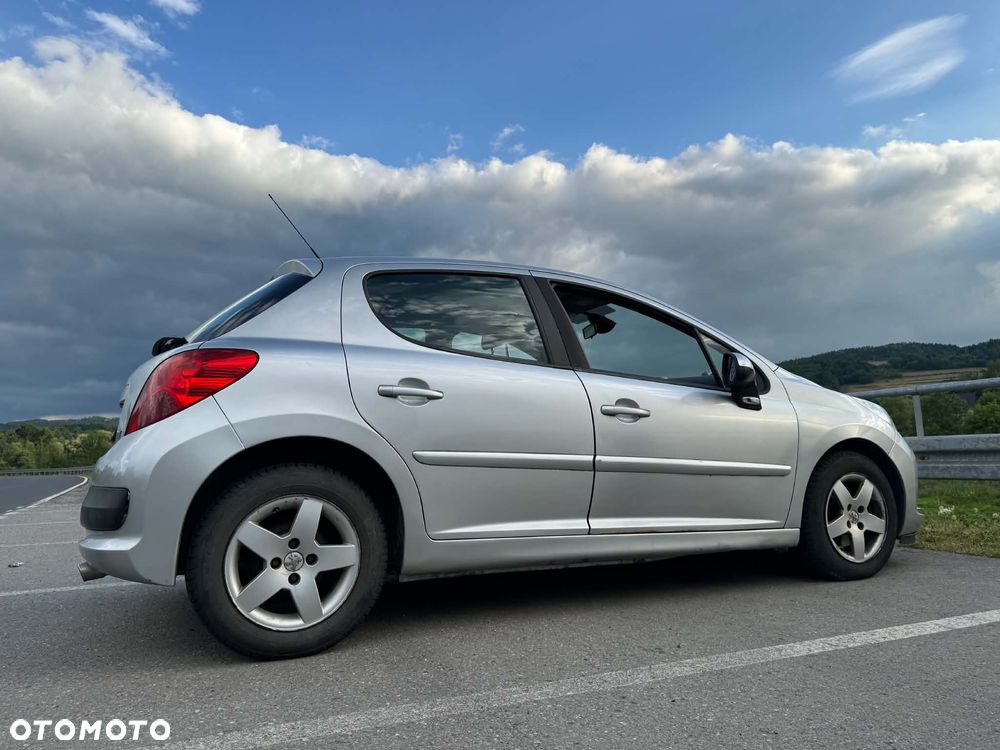 Peugeot 207 1.4 - 3