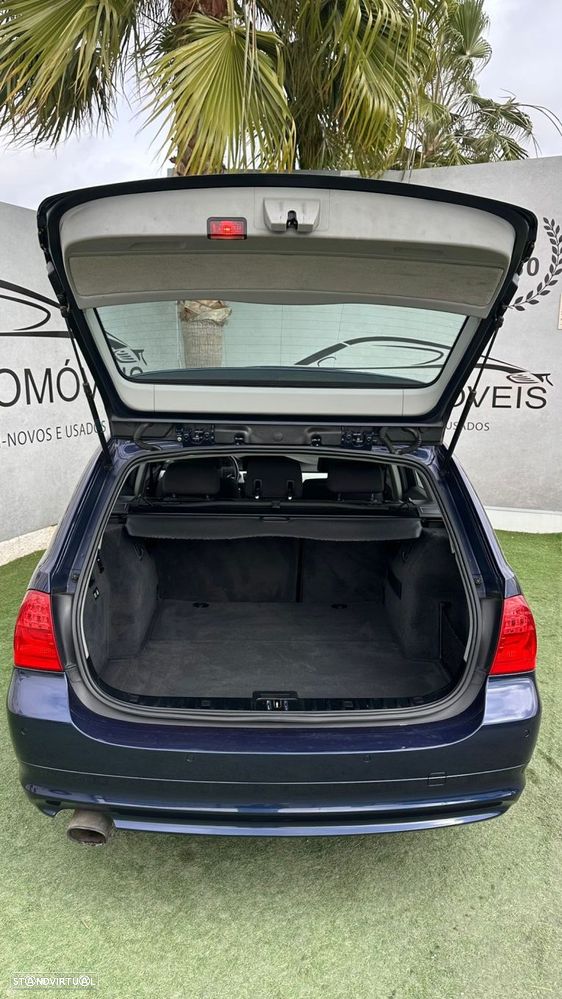 BMW 320 d Touring - 7