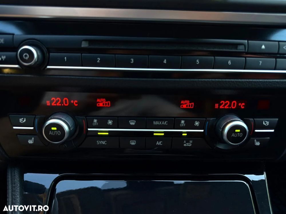 BMW Seria 5 520d xDrive - 20