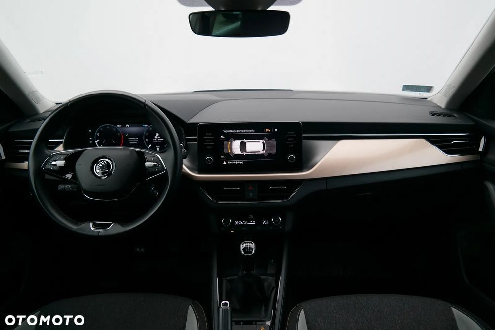 Skoda Kamiq 1.0 TSI Style - 14