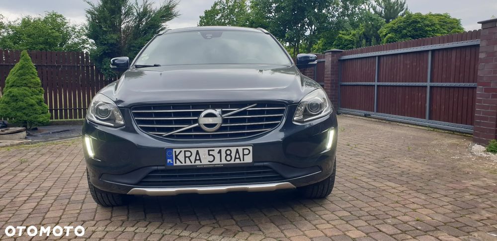 Volvo XC 60 D4 Drive-E R-Design Summum - 2
