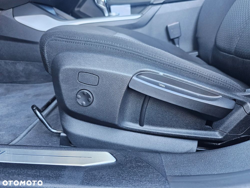 BMW Seria 1 118i Advantage - 17