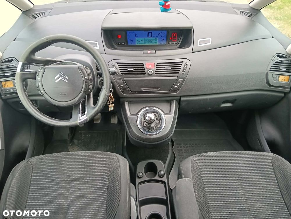 Citroën C4 Picasso - 13