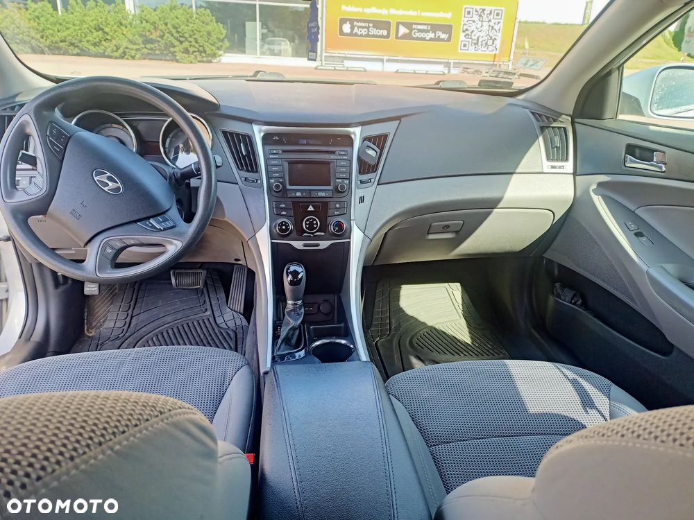 Hyundai Sonata - 9